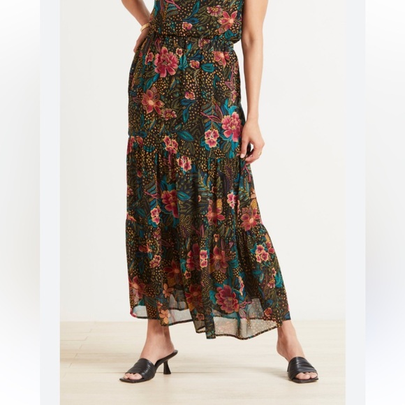 Evereve Dresses & Skirts - EVEREVE Maxi Skirt
